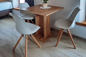 Štanjel Retreat Apartment Standart  1.1