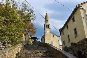 Štanjel Retreat Apartment Standart  1.1