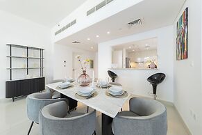 EDEN'S Homes & Villas - BLVD Crescent