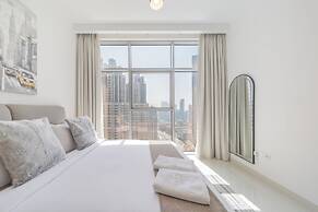 EDEN'S Homes & Villas - BLVD Crescent