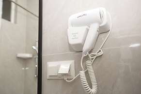 ASYL HOTEL