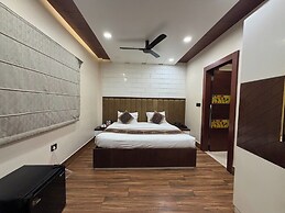 Hotel Divyanshi Inn