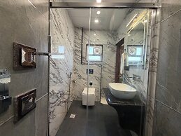 Hotel Divyanshi Inn
