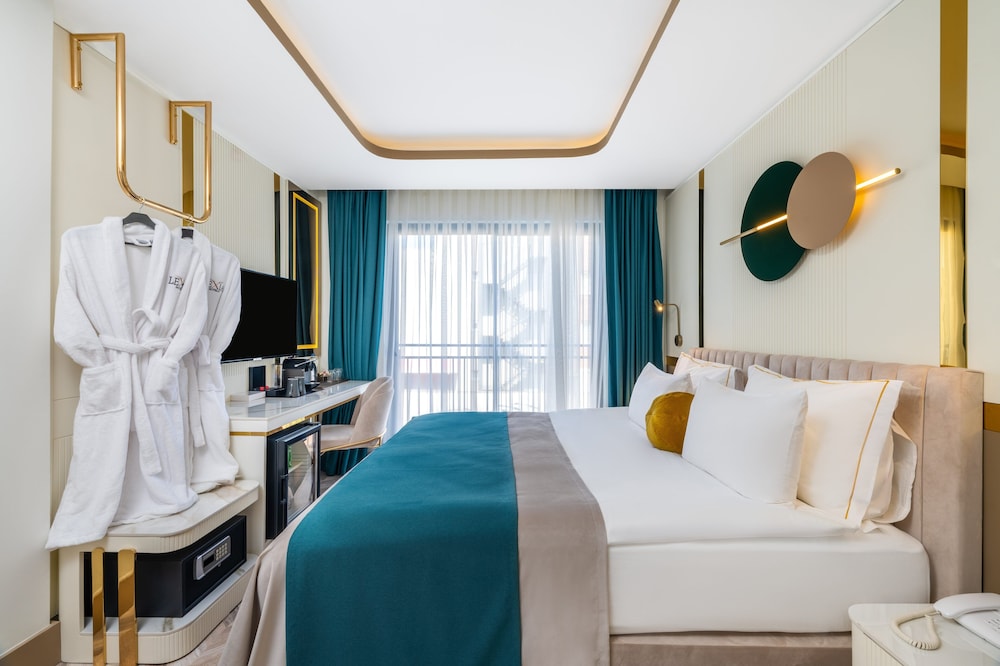 Lexia Hotels