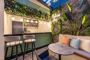 Lexia Hotels