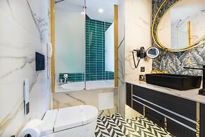 Lexia Hotels