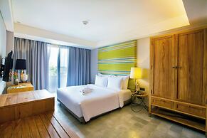 IKOSHAROLD Suites Seminyak