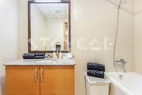 Staycae Holiday Homes - Suburbia