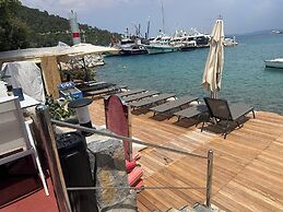 Umayra Otel