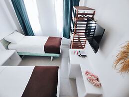 Umayra Otel