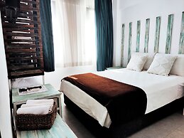 Umayra Otel