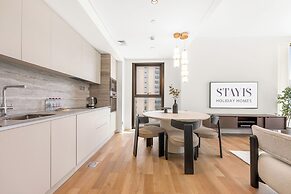 Stayis- Luxurious 2 BR near Burj Khalifa