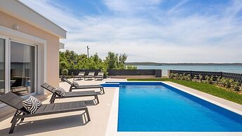 Villa Eleni