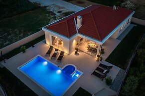 Villa Eleni