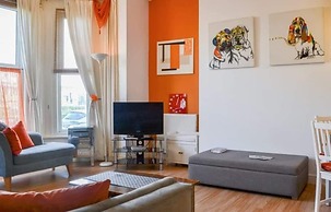 1 Bed Studio Sleeps 4 - Seaside, Dog Friendly