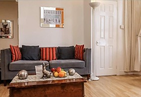 1 Bed Studio Sleeps 4 - Seaside, Dog Friendly