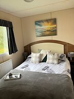 Tattershall Lakes Pet Friendly Hot Tub Breaks