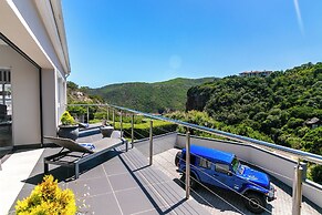 Phillip Villa
