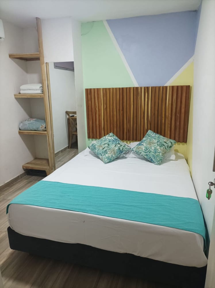 Hostal Catalleya