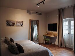 Casa Toledo Hotel