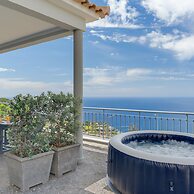 Bay Bliss by Atlantic Holiday