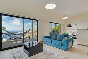 Bay Bliss by Atlantic Holiday