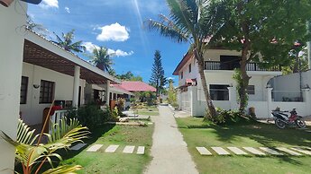 Bluewaves Resort -  Basdaku by Hiverooms