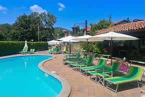 La Lanterna Swimming Pool Retreat