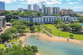 Darwin Waterfront Penthouse