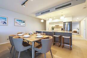 Darwin Waterfront Penthouse