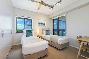 Darwin Waterfront Penthouse