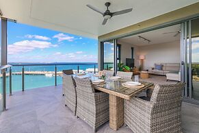 Darwin Waterfront Penthouse