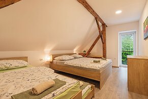 Holy Harmony Suites Apartments