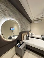 Hotel Govind Regency