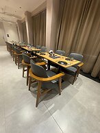 Hotel Govind Regency