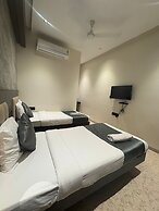 Hotel Govind Regency