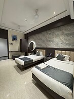 Hotel Govind Regency