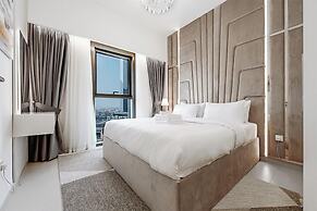 Stayis- 1 BR Spacious & Luxury Apartment