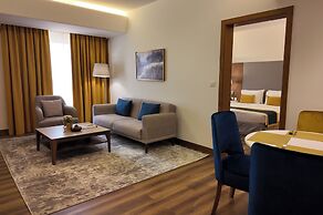 Golden Tulip Muscat