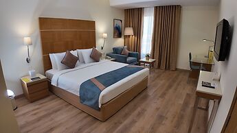 Golden Tulip Muscat