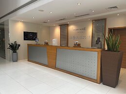Golden Tulip Muscat