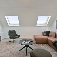 Spacious 3 Bedroom Apartment With Private Garage