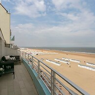 Panoramic Seaview Apartment in t Zoute