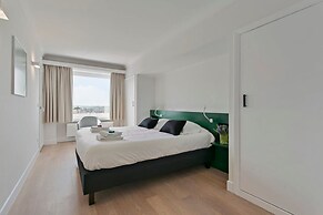 Panoramic Seaview Apartment in t Zoute