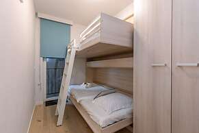 Comfortable 2 Bedroom Apartment With Sea-view