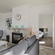 Charming Apartment Near the Beach
