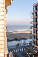 Beautiful and Spacious Studio With Side Seaview