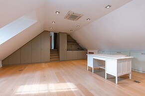 Huyze Termote - Prime Villa With Wonderful Garden