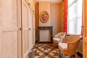 Huyze Termote - Prime Villa With Wonderful Garden
