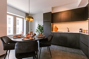 Cozy Apartment a Stone s Throw From the Beach
